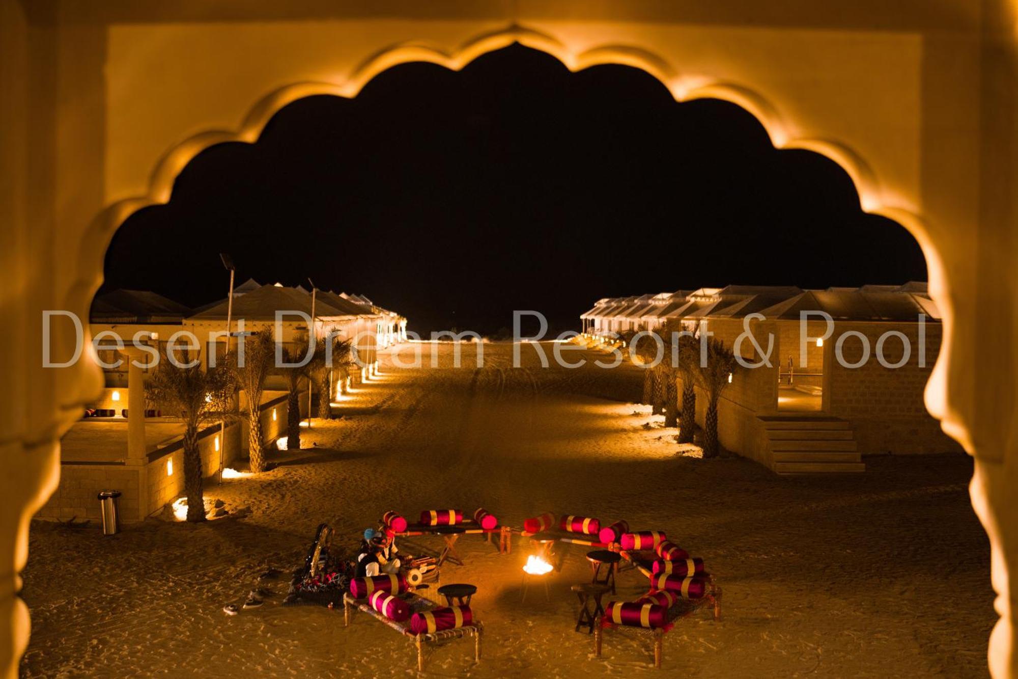 Desert Dream Royal Camp & Pool جيلسامر المظهر الخارجي الصورة