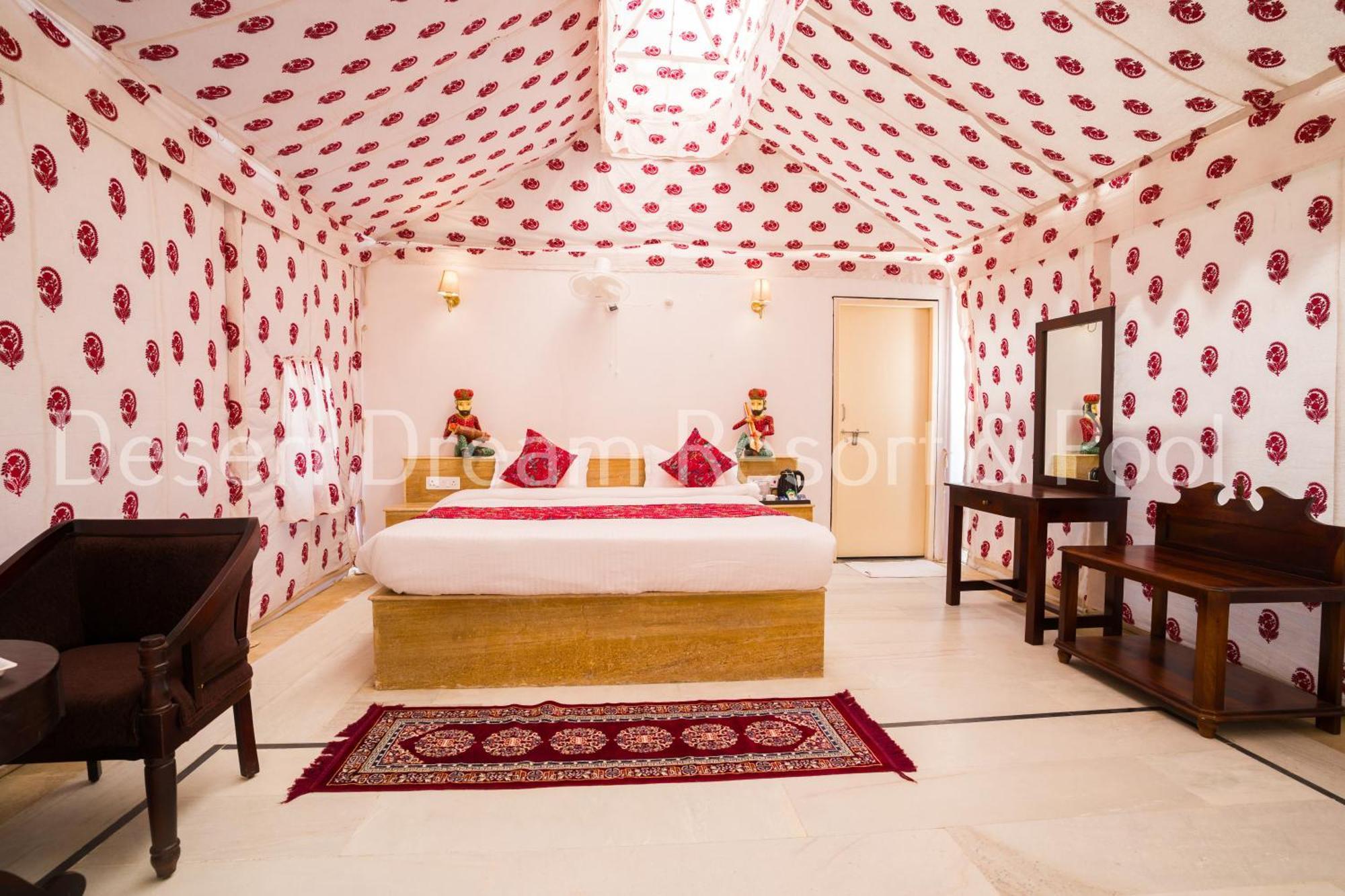 Desert Dream Royal Camp & Pool جيلسامر المظهر الخارجي الصورة