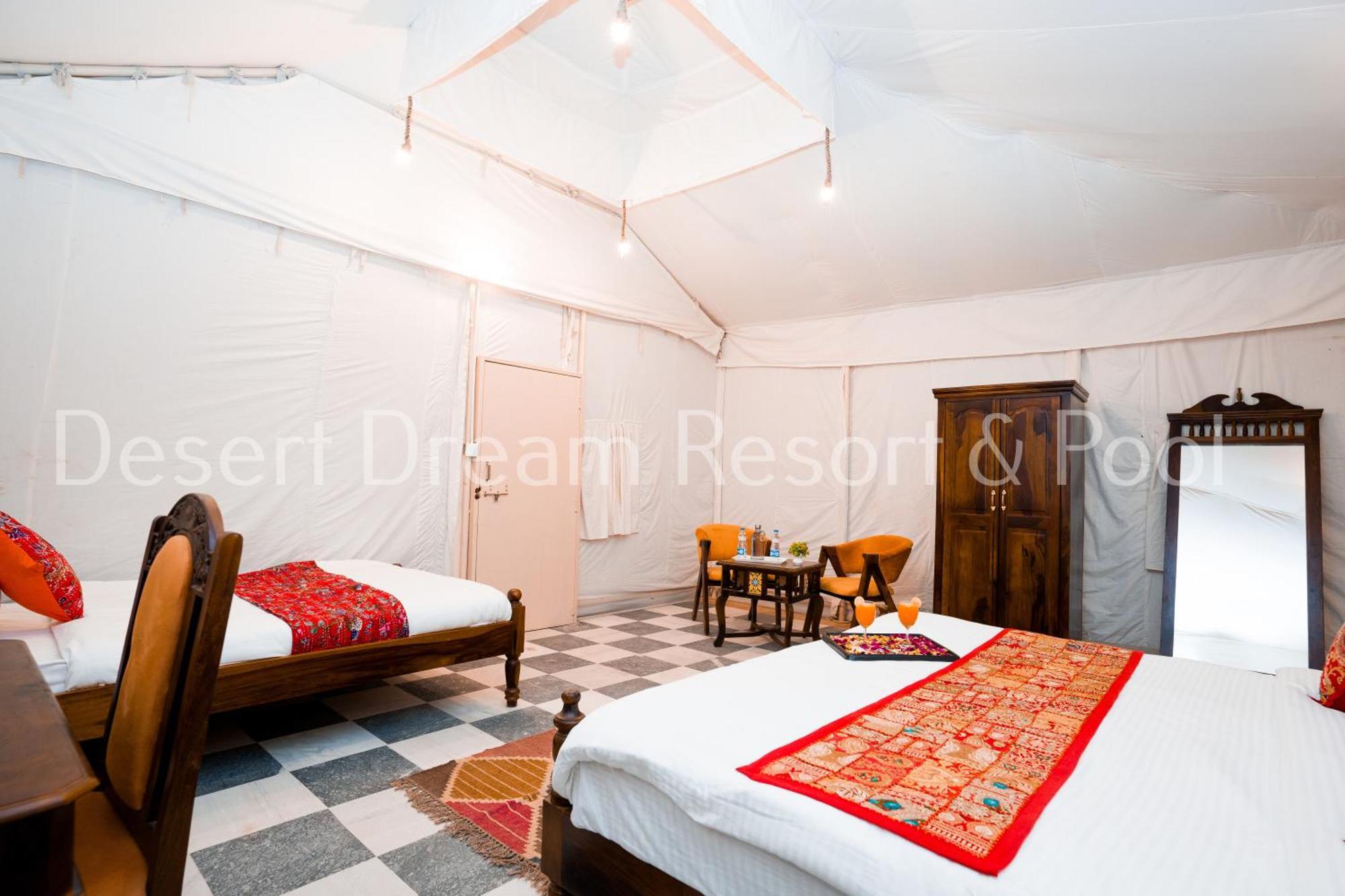 Desert Dream Royal Camp & Pool جيلسامر المظهر الخارجي الصورة